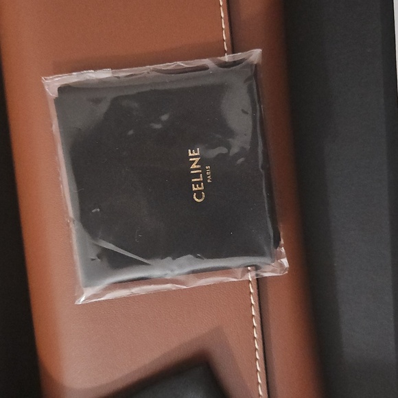 Celine Rich Brown Leather Sunglass Case - Picture 4 of 5